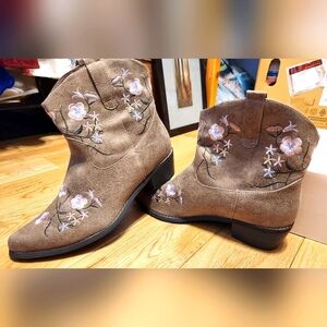 Cowboy booties